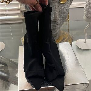 Chic Black Heeled Boots for Women